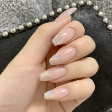 この先を彩るネイル秋仕様にするポイントとは